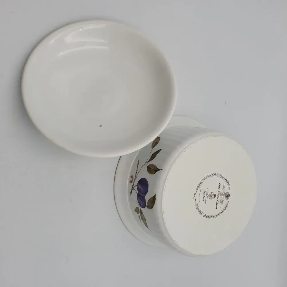 Royal Worcester Lidded Round Casserole 3 Quart Evesham w/Gold 1961 England